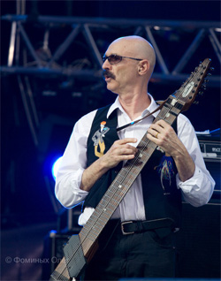 Tony Levin