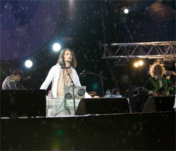 The Amorphous Androgynous